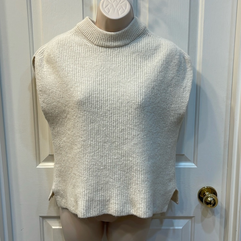 Boden - Medium - Cream Wool Oversized Vest Shirt